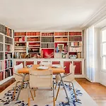 La Pause Parisienne, Au Pied Du Metro Apartment