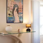 La Pause Parisienne, Au Pied Du Metro Apartment Paris