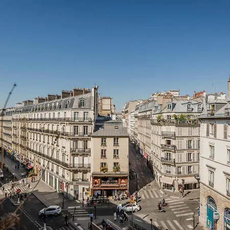 La Pause Parisienne, Au Pied Du Métro Appartamento Parigi
