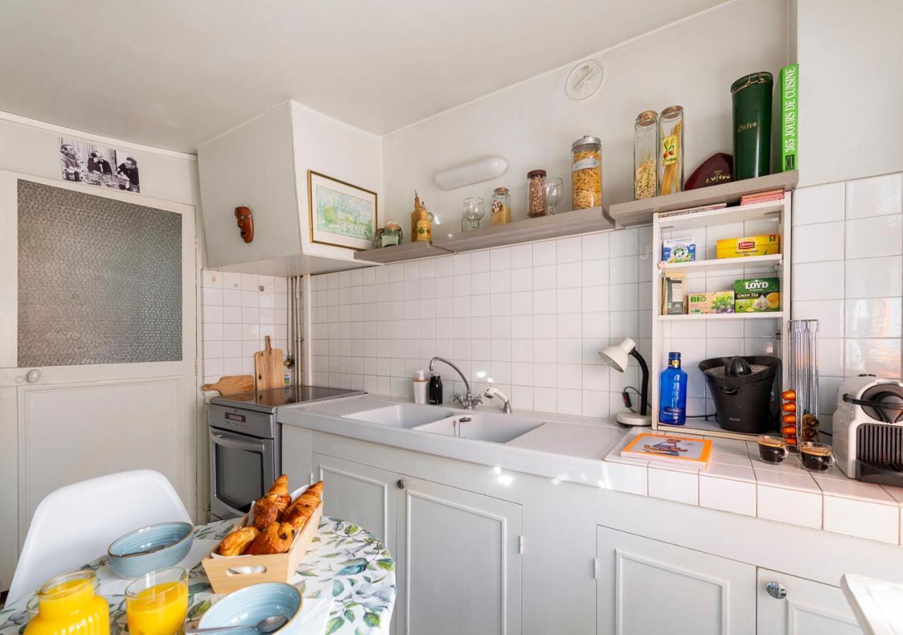 La Pause Parisienne, Au Pied Du Metro Apartment *